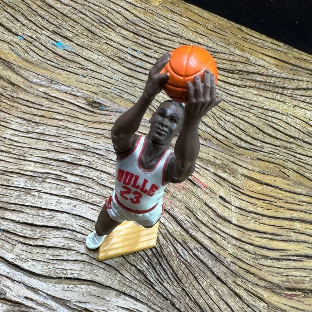 1988 NBA Michael Jordan Chicago Bulls #23 Jump Shot Figure Vintage Collectible